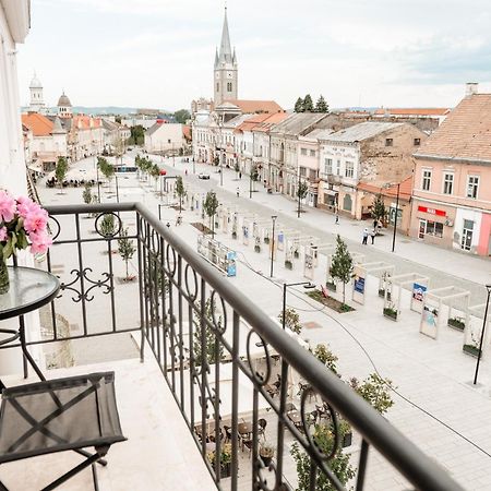 City View Турда Экстерьер фото