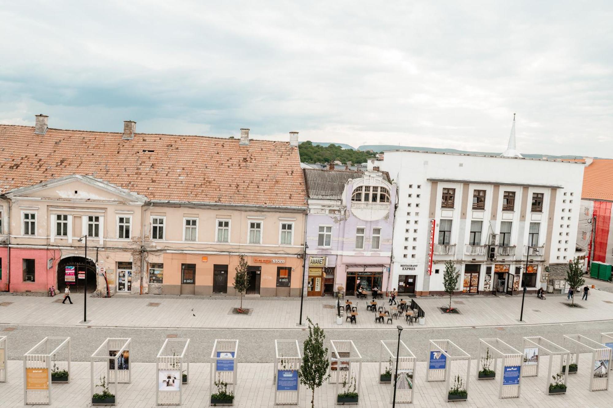 City View Турда Экстерьер фото